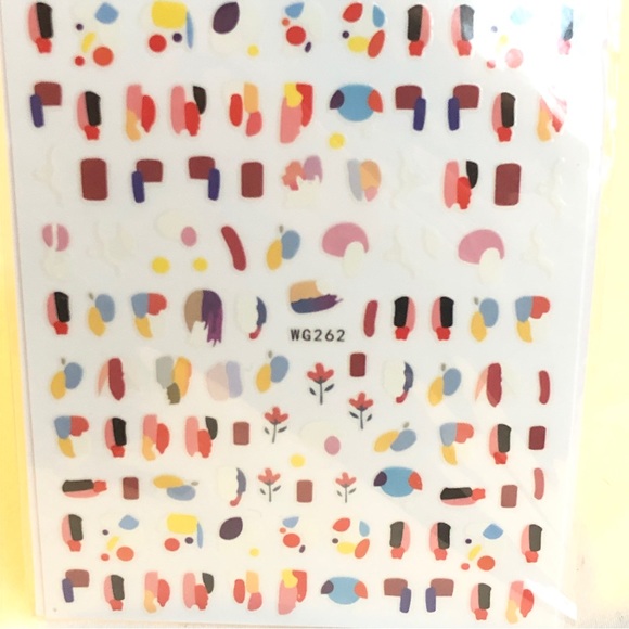 Pop Finger Nail Art - 3 Sheets - Picture 8 of 9